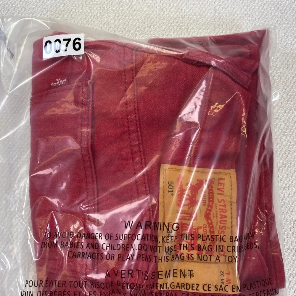 Levi's 501 Original Fit Mens 34x32 (33x31.5) Red Straight Leg Button Fly Jeans